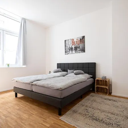 Ko-Living - Beatles Und Banksy Suites & Studios Am Eselsbrunnen - Altstadt - Kueche Halle  Esterno foto
