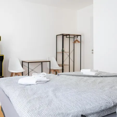Apartments Am Eselsbrunnen - Altstadt - Zentral - Kueche - Wifi - Powered By Ko-Living Halle  Exterior photo