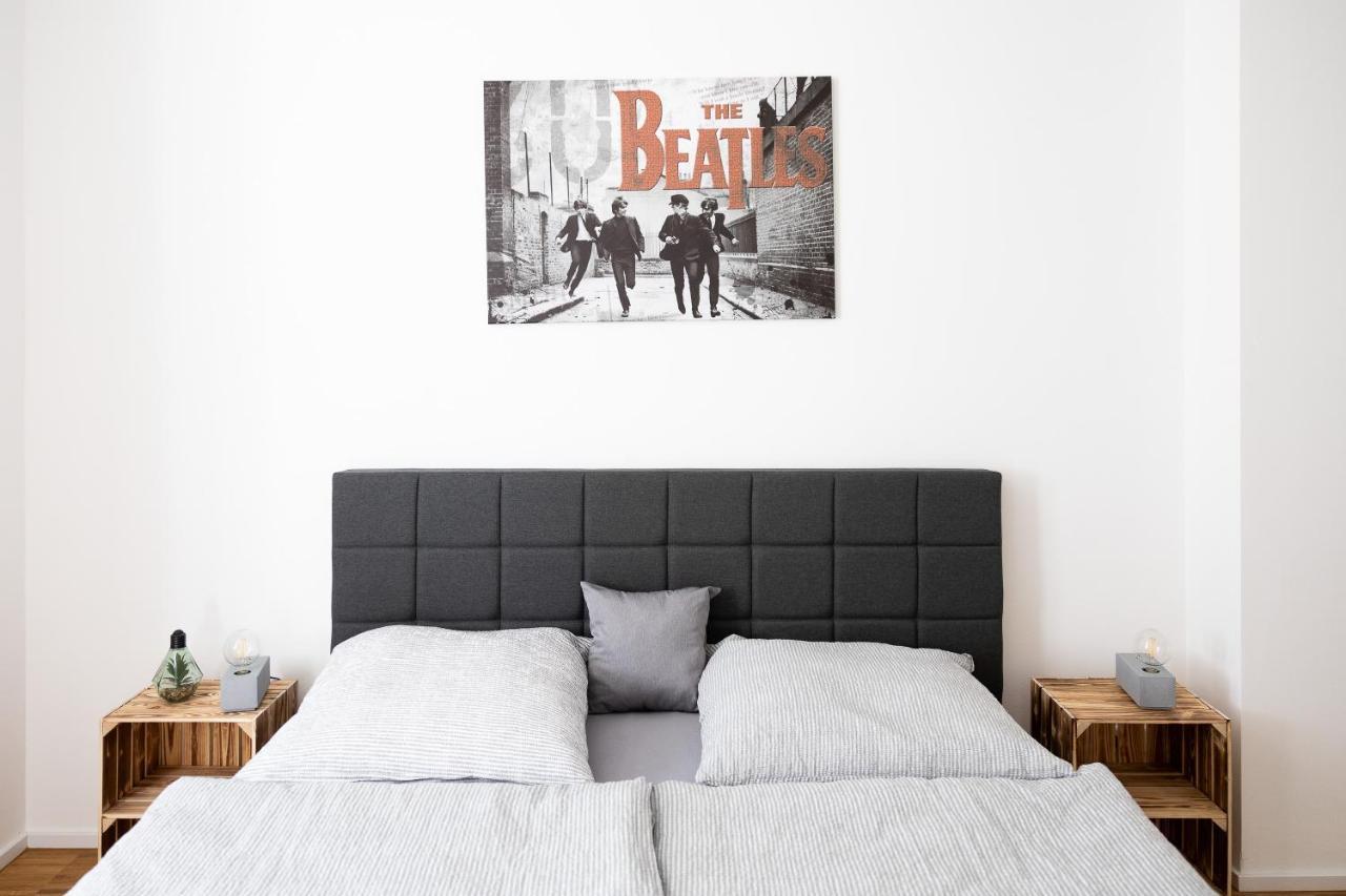 Apartment Ko-living - Beatles Und Banksy Am Eselsbrunnen - Altstadt - 2zkb Halle (Saale)